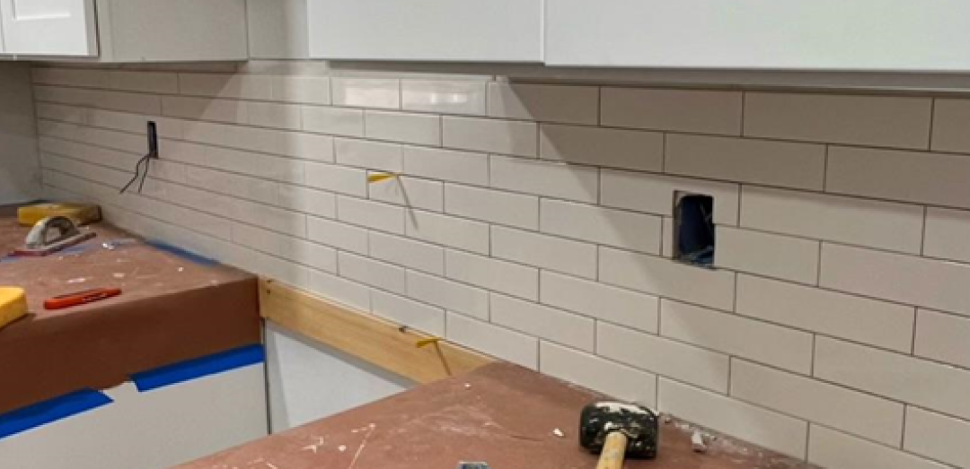 BACKSPLASH 1